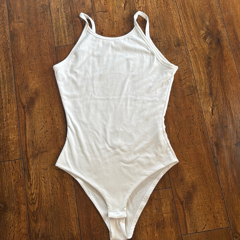 White Ribbed Body Suit - Picture 2 of 5